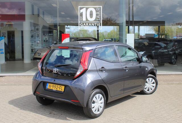 Toyota AYGO 1.0 VVT-i x-fun | Airco | Bluetooth | El. Ramen | Lage Km Stand