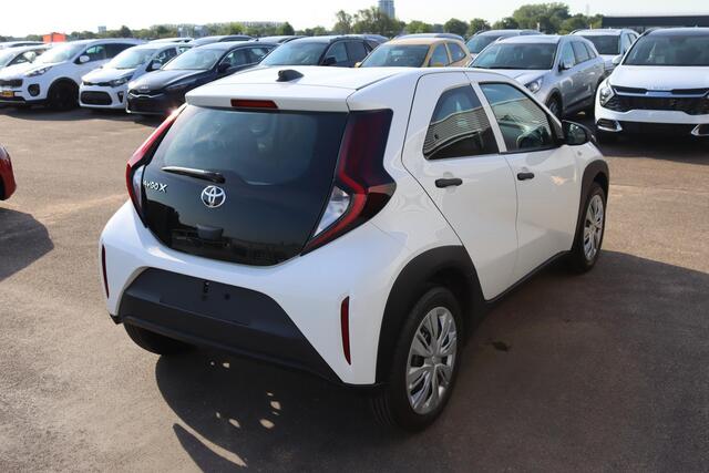 Toyota AYGO X 1.0 VVT-i MT Play PAASACTIE! NIEUW en meerdere kleuren snel leverbaar! incl. geldende premies