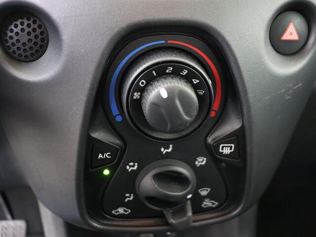 Toyota AYGO 1.0 VVT-i x-fun I Airco I 5 Deurs I Zuinig I Centrale vergrendeling met afstandsbediening I Elektrische ramen voor I 1e Eigenaar I Volledig LOUWMAN Onderhouden I
