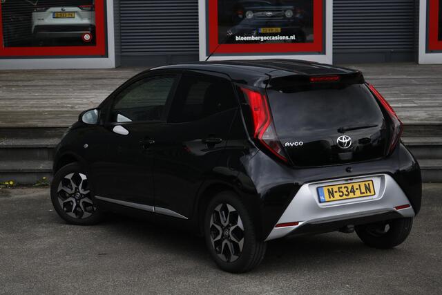 Toyota AYGO 1.0 VVT-i x-joy