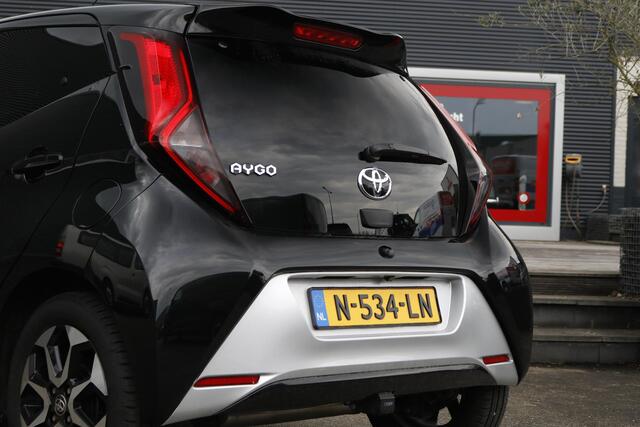 Toyota AYGO 1.0 VVT-i x-joy