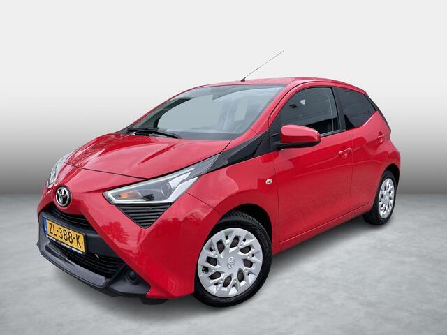 Toyota AYGO 1.0 VVT-i x-play