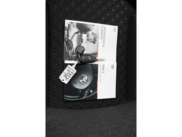 Toyota AYGO X 1.0 VVT-i MT Pulse | Nieuw Uit Voorraad Leverbaar! | 10 Jaar Garantie |