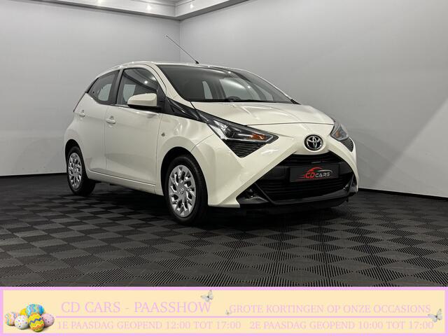 Toyota AYGO 1.0 VVT-i x-play limited Airco, Apple carplay, Camera, Cruise control, A start stop