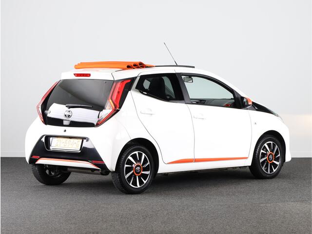 Toyota AYGO 1.0 VVT-i X-Cite Cabrio | Apple Carplay /- Android Auto | Parkeercamera |