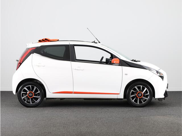 Toyota AYGO 1.0 VVT-i X-Cite Cabrio | Apple Carplay /- Android Auto | Parkeercamera |