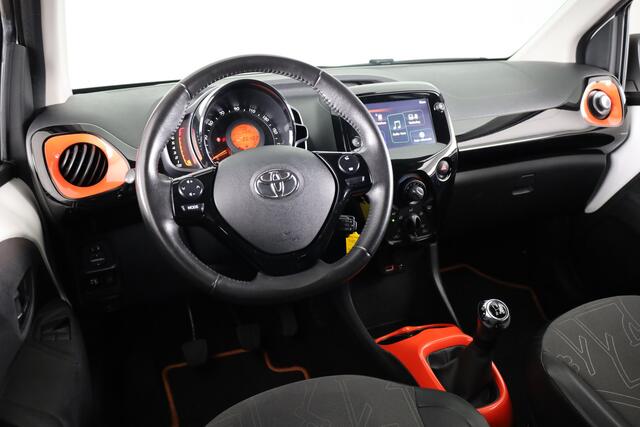 Toyota AYGO 1.0 VVT-i X-Cite Cabrio | Apple Carplay /- Android Auto | Parkeercamera |