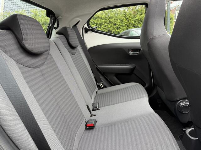 Toyota AYGO 1.0 VVT-i Cabrio-top, Camera | Airco | CarPlay