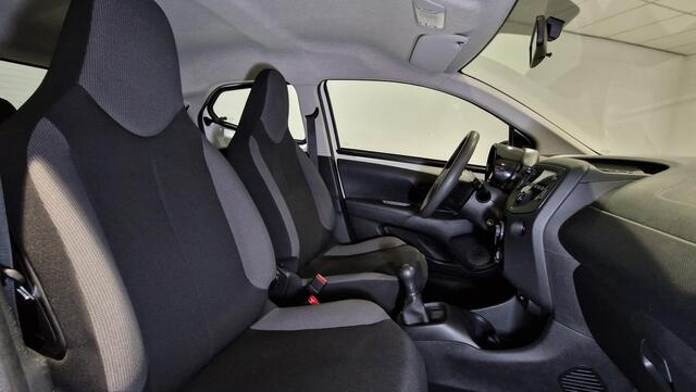 Toyota AYGO 1.0 VVT-i x | Bluetooth