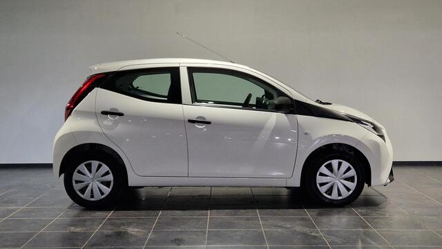 Toyota AYGO 1.0 VVT-i x | Bluetooth