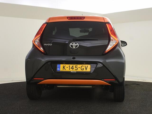 Toyota AYGO 1.0 VVT-i JBL