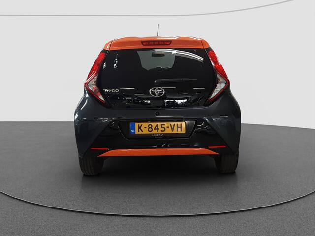 Toyota AYGO 1.0 VVT-i x-JBL JBL Audio |