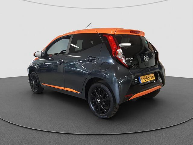 Toyota AYGO 1.0 VVT-i x-JBL JBL Audio |
