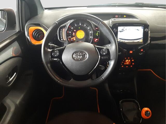 Toyota AYGO 1.0 VVT-i x-JBL JBL Audio |