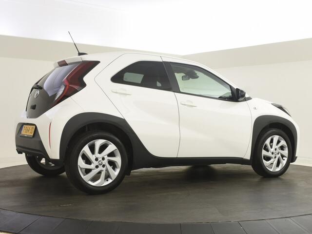 Toyota AYGO 1.0 VVT-i MT first Edition | Camera | LM Velgen