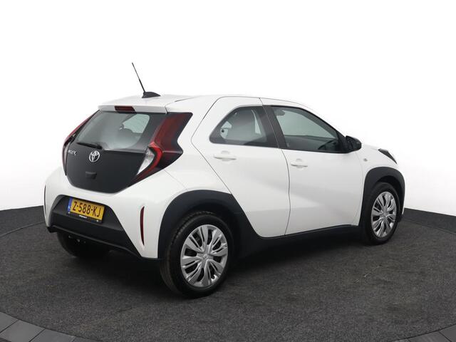 Toyota AYGO X 1.0 VVT-i MT Play | Airco | Apple carplay-Android auto | Parkeercamera |