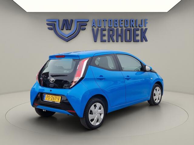 Toyota AYGO 1.0 VVT-i X-play NL Auto - Camera - Top Onderhouden!