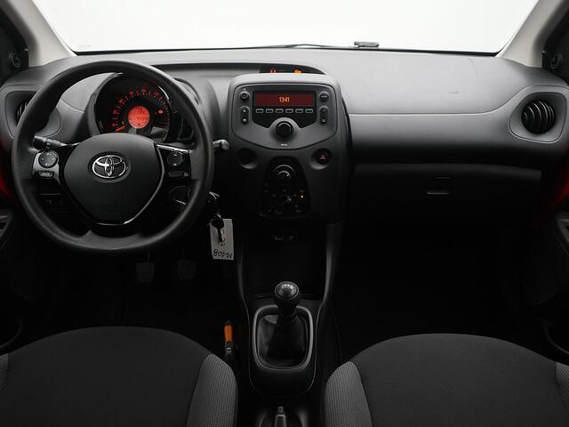 Toyota AYGO 1.0 VVT-i x-fun GoP binnen 17-4