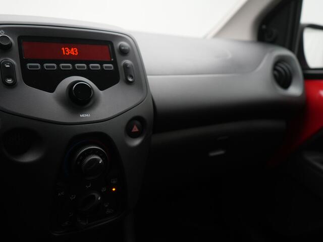 Toyota AYGO 1.0 VVT-i x-fun GoP binnen 17-4