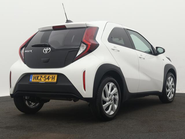 Toyota AYGO X 1.0 VVT-i MT first Limited | Stoelverwarming | Camera | DAB Radio |