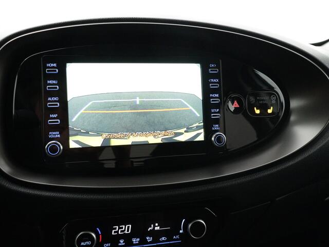 Toyota AYGO X 1.0 VVT-i MT first Limited | Stoelverwarming | Camera | DAB Radio |