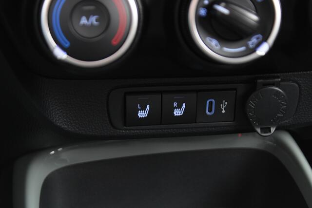 Toyota AYGO X 1.0 VVT-i S-CVT Pulse 73PK Automaat Achteruitrijcamera, Cruise Control Adaptief, Stoelverwarming, Draadloos Apple Carplay/Android Auto