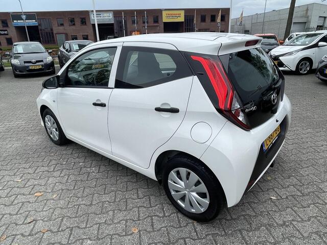Toyota AYGO 1.0 VVT-i x-fun
