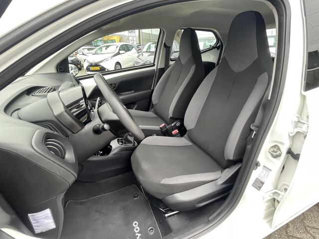 Toyota AYGO 1.0 VVT-i x-fun