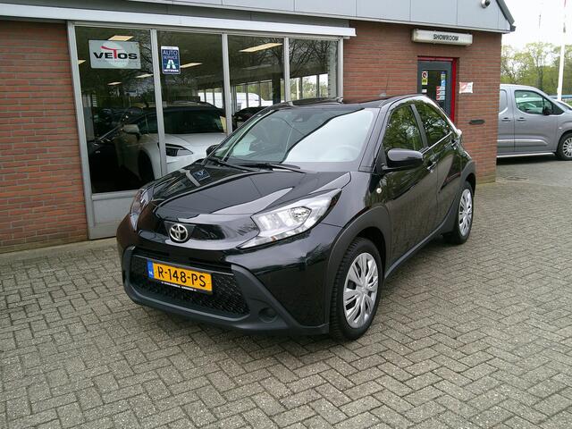 Toyota AYGO X 1.0 VVT-i MT Play