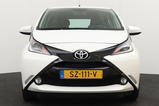 Toyota AYGO 1.0 VVT-i x-Play Navi Camera Apple Carplay/ Android auto