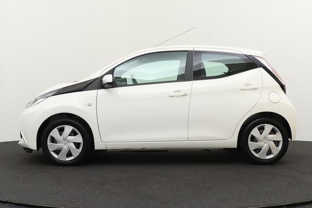 Toyota AYGO 1.0 VVT-i x-Play Navi Camera Apple Carplay/ Android auto