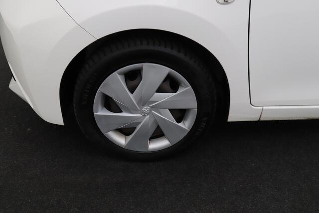 Toyota AYGO 1.0 VVT-i x-Play Navi Camera Apple Carplay/ Android auto