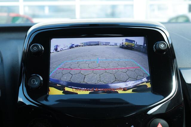 Toyota AYGO 1.0 VVT-i X-CITE Automaat, Airco, Apple Carplay / Android Auto, Camera, Bluetooth, Snelheidsbegrenzer!