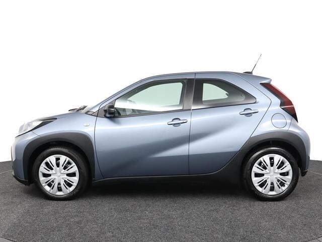 Toyota AYGO X 1.0 VVT-i MT Play