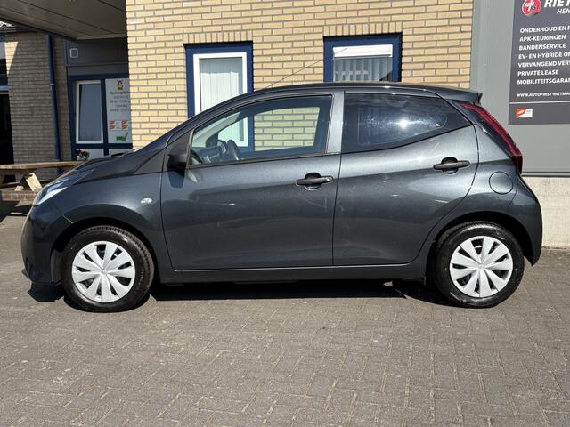 Toyota AYGO 1.0 VVT-i x-cite ELEK RAMEN VOOR-CRUISE- 2 SLEUTELS