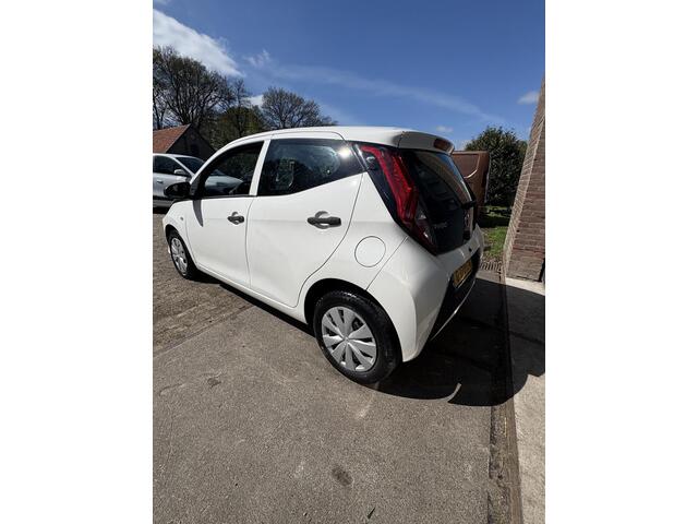 Toyota AYGO 1.0 VVT-i x-fun 5Drs/Airco/Led/NAP