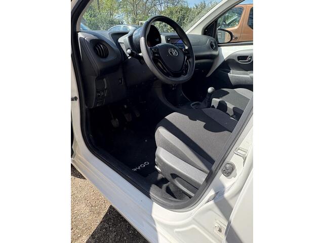 Toyota AYGO 1.0 VVT-i x-fun 5Drs/Airco/Led/NAP