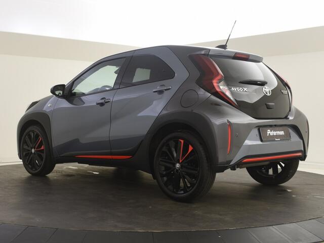 Toyota AYGO 1.0 VVT-i MT Undercover | JBL | Parkeersensoren V+A | Stoelverwa