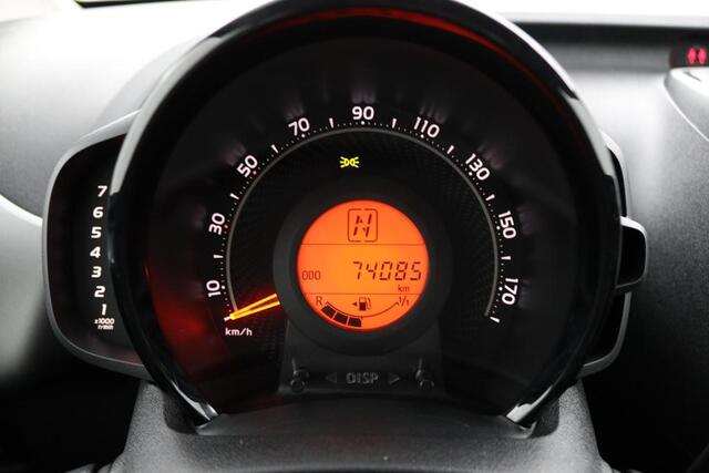 Toyota AYGO 1.0 VVT-i x-play | Automaat |Airco | Parkeercamera | Trekhaak |