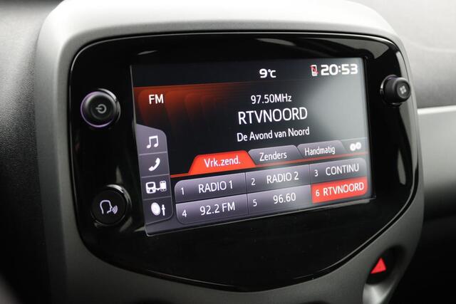 Toyota AYGO 1.0 VVT-i x-play | Automaat |Airco | Parkeercamera | Trekhaak |