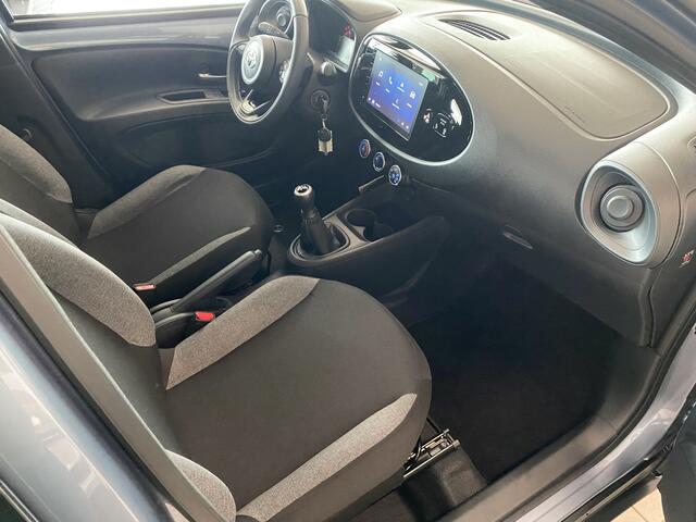 Toyota AYGO X 1.0 VVT-i MT Play
