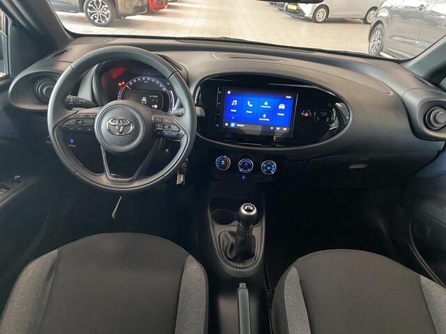 Toyota AYGO X 1.0 VVT-i MT Play
