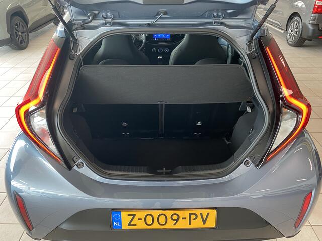 Toyota AYGO X 1.0 VVT-i MT Play