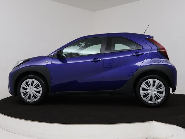 Toyota AYGO X 1.0 VVT-i MT Play | SNEL RIJDEN |