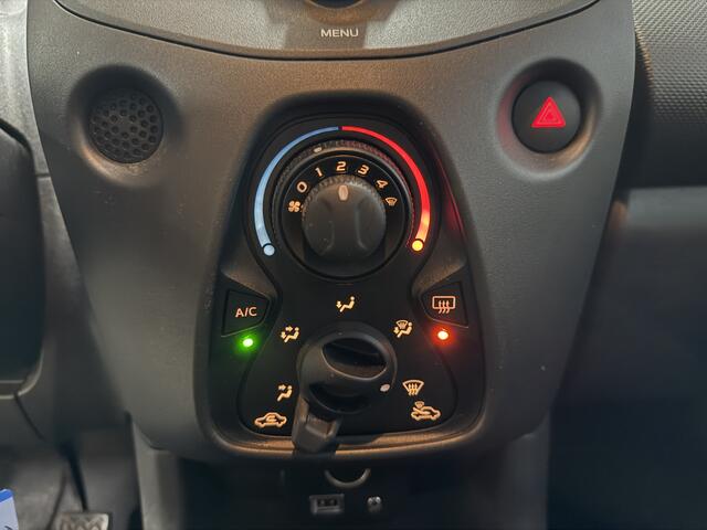 Toyota AYGO 1.0 VVT-i x-now