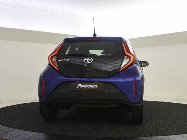 Toyota AYGO 1.0 VVT-i MT play | Apple & Android Carplay | Camera