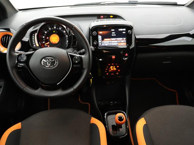Toyota AYGO 1.0 VVT-i x-JBL | Camera | Lichtmetalen velgen | NL-Auto |