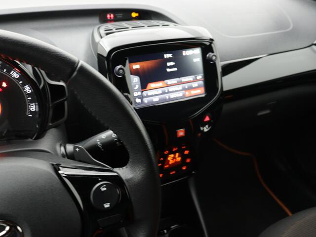 Toyota AYGO 1.0 VVT-i x-JBL | Camera | Lichtmetalen velgen | NL-Auto |
