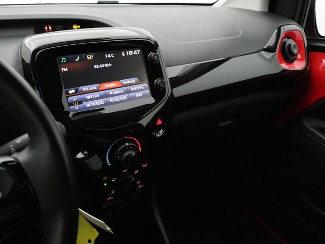 Toyota AYGO 1.0 VVT-i x-cite | Uniek |