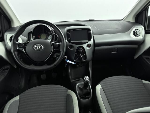Toyota AYGO 1.0 VVT-i X-Nav | Navigatie | NL-Auto | Parkeercamera |